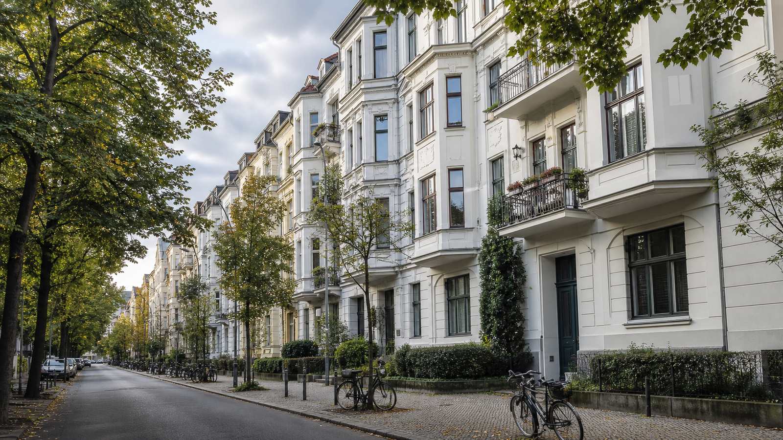 Leere, helle Mietwohnung in Berlin – Symbolbild